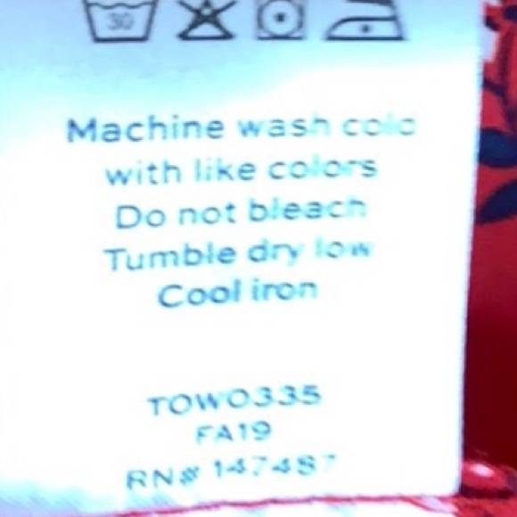 Draper James Lipstick Tie Neck Blouse in Lipstick Red Floral, Size XSmall - Picture 13 of 16